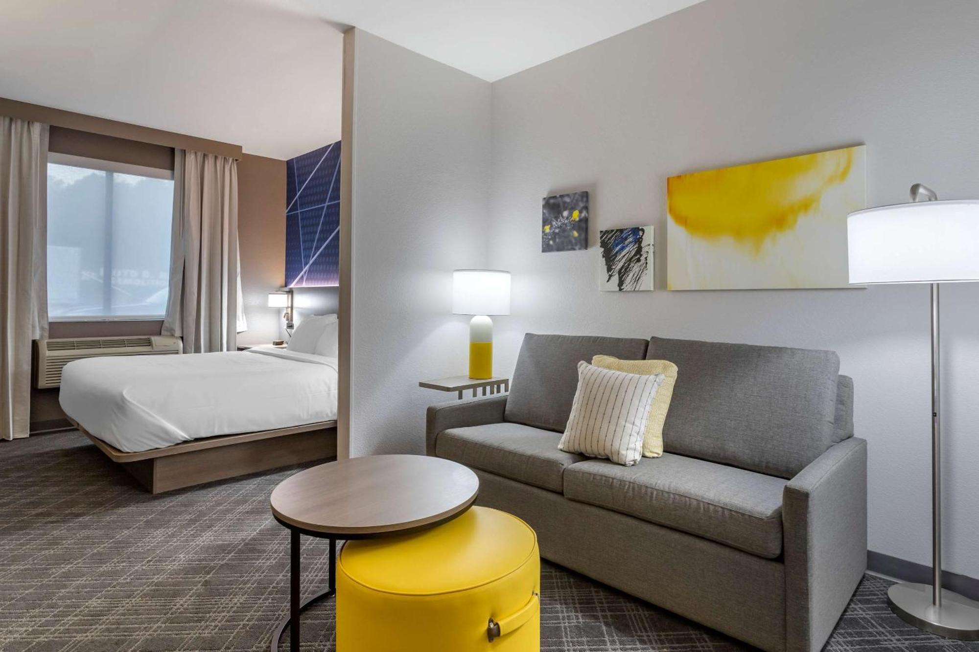Comfort Suites Накотиш Екстериор снимка
