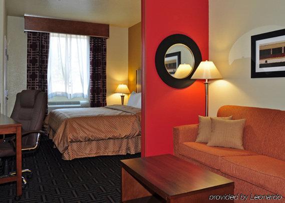 Comfort Suites Накотиш Стая снимка