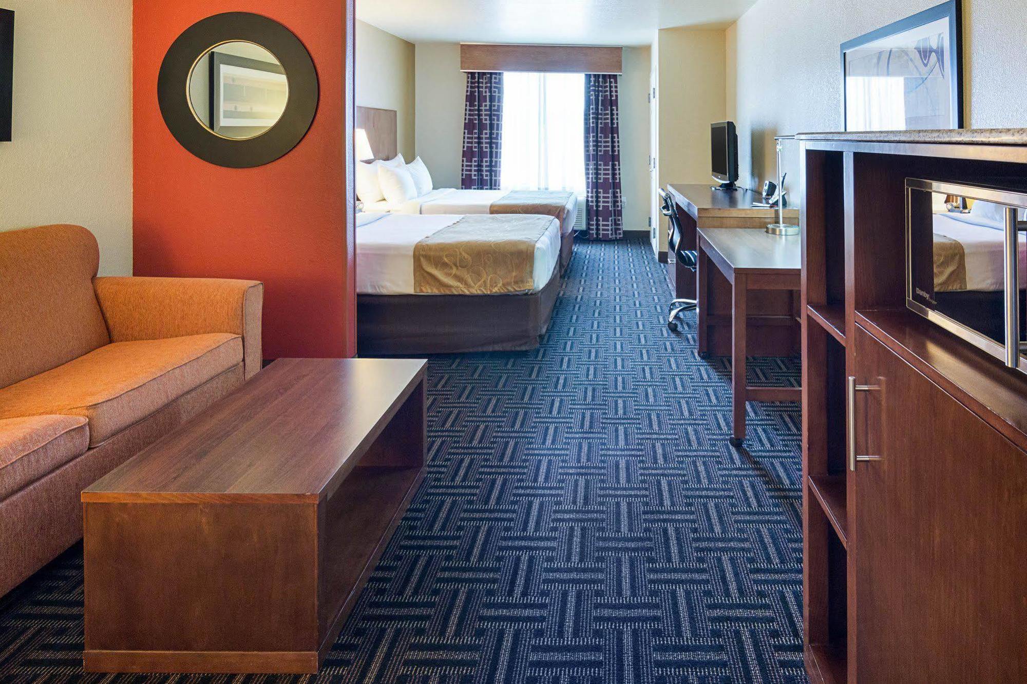 Comfort Suites Накотиш Екстериор снимка